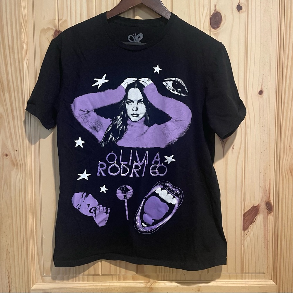 Olivia Rodrigo Guts Album Band Tee Women’s‎ Size Medium
